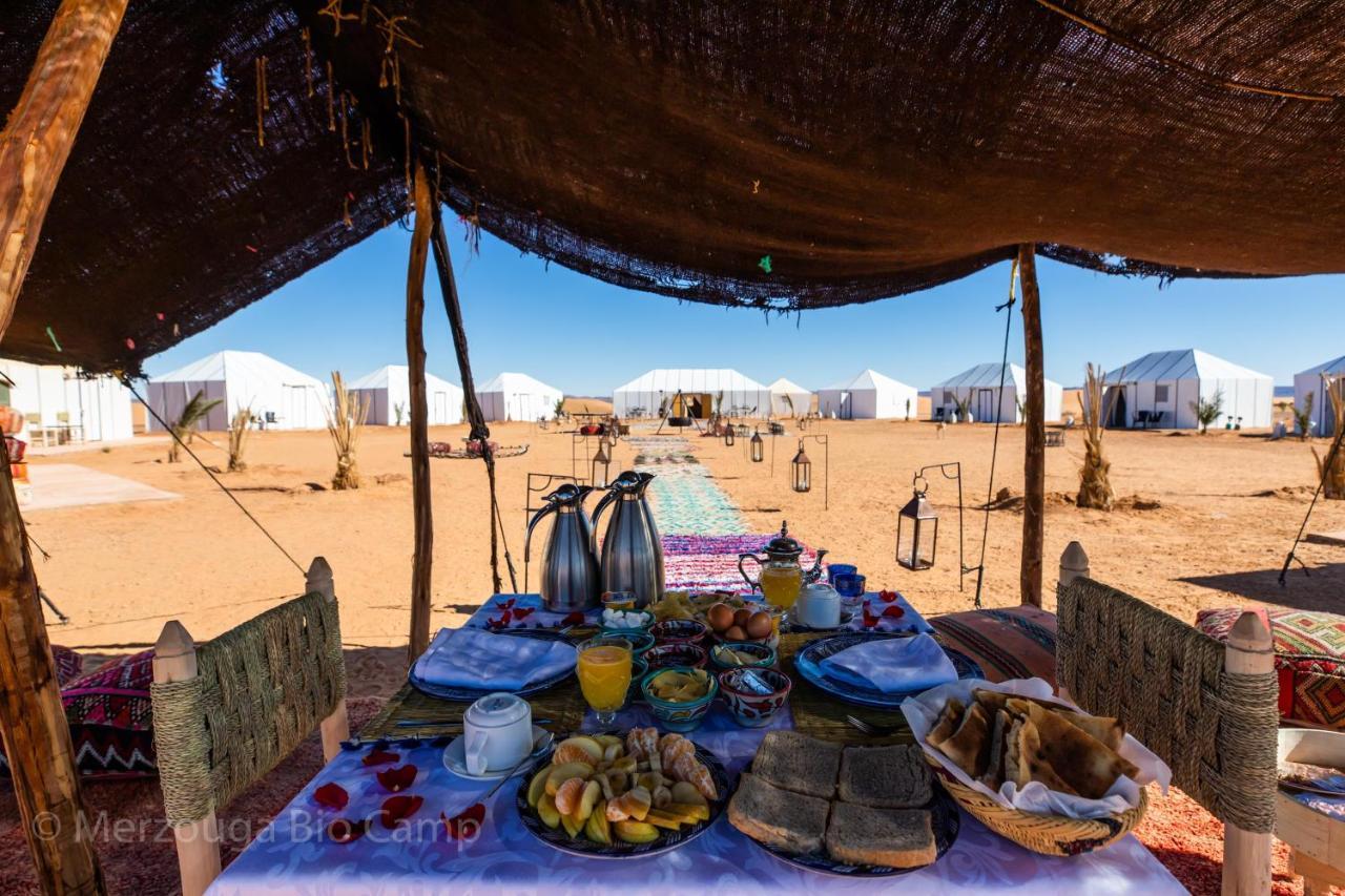 Отель Merzouga Bio Camp Экстерьер фото
