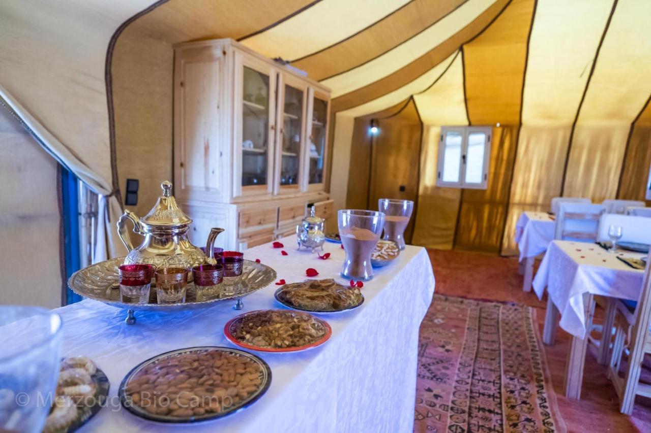 Отель Merzouga Bio Camp Экстерьер фото