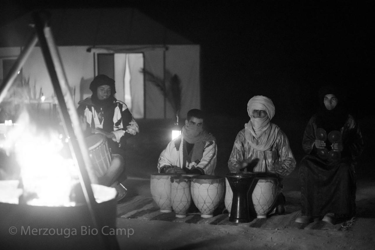 Отель Merzouga Bio Camp Экстерьер фото