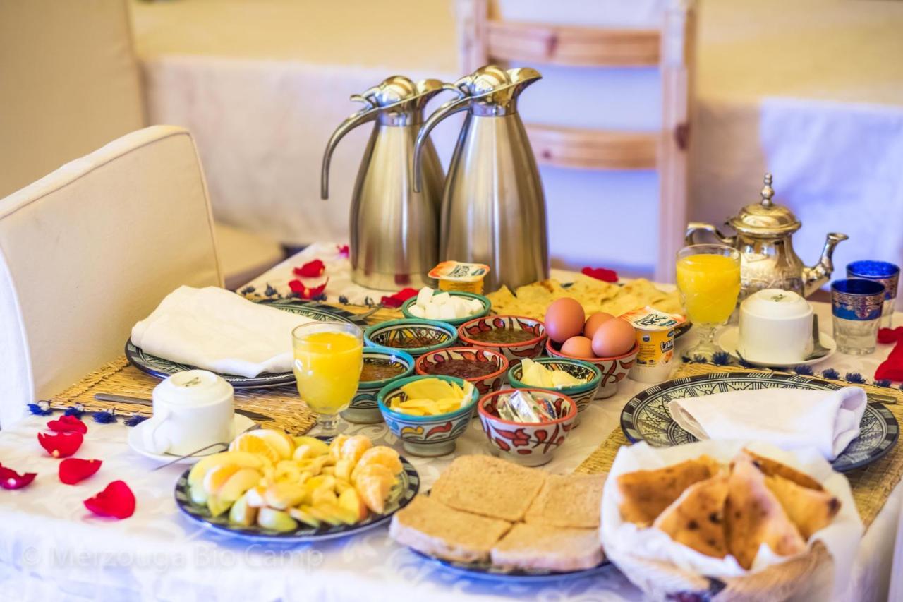 Отель Merzouga Bio Camp Экстерьер фото
